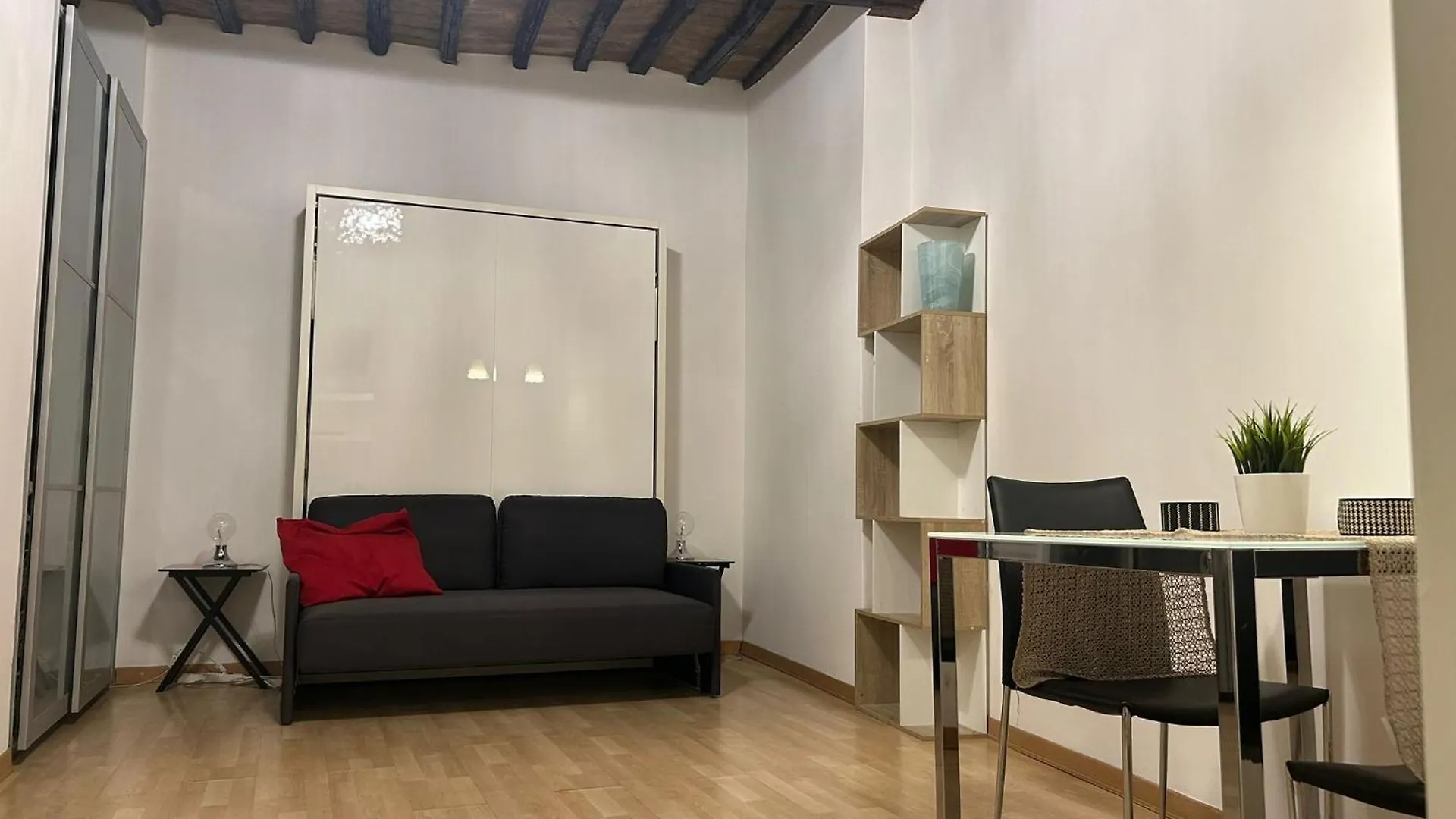Apartment Loft Trastevere Rome Italy